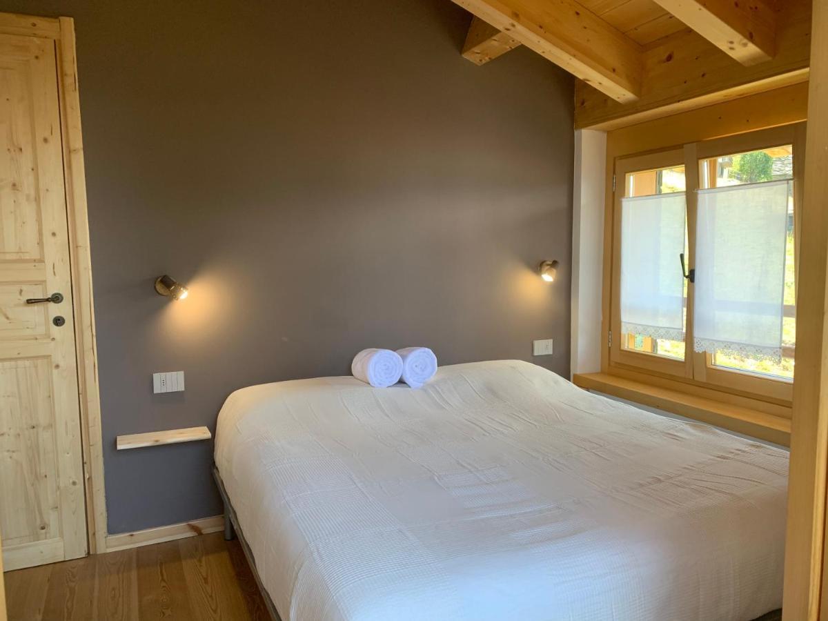 Chalet Baita Delle Favole Di Rosarita Berbenno di Valtellina Exterior photo