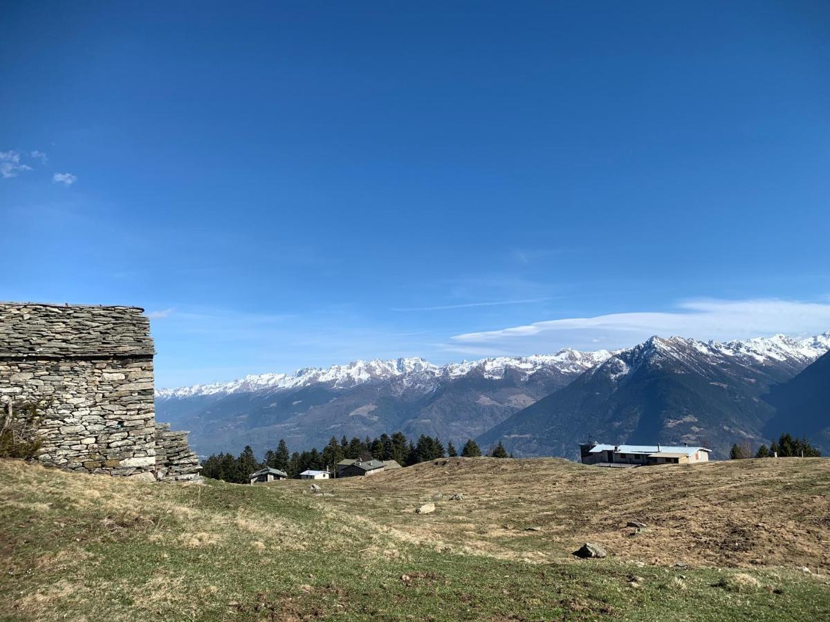 Chalet Baita Delle Favole Di Rosarita Berbenno di Valtellina Exterior photo